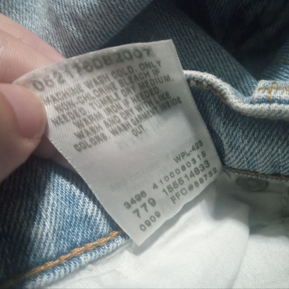 Levi's shorts - Picture 4 of 7